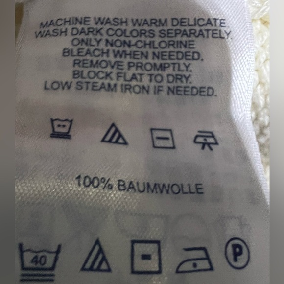 Land's End Womens Size M Cream CableKnit Cozy Sweater - Picture 6 of 6